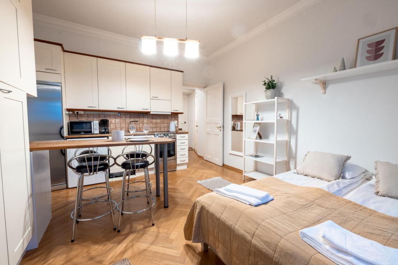 2Ndhomes Cozy & Compact Top Floor Studio In Erottaja Ελσίνκι Εξωτερικό φωτογραφία